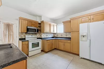 18 Keith St, Springfield, MA 01108 - Photo 8