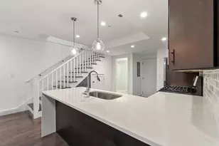134 Warren St, Boston, MA 02119 - Photo 6