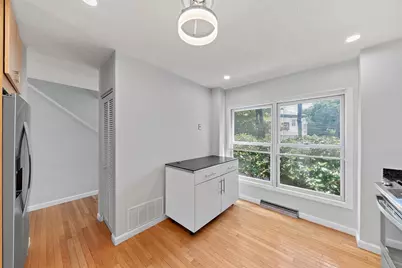 52 River St #52, Newton, MA 02465 - Photo 6