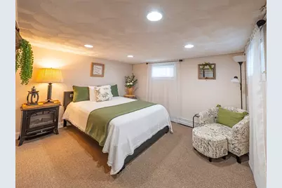 109 Eustis St, Revere, MA 02151 - Photo 28