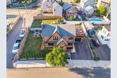 109 Eustis St, Revere, MA 02151 - Photo 4