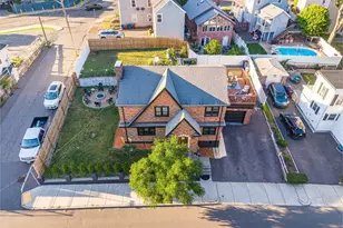 109 Eustis St, Revere, MA 02151 - Photo 4