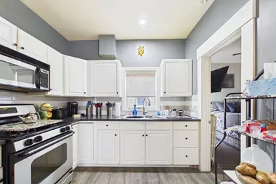 58 Tuttle St, Fall River, MA 02724 - Photo 14