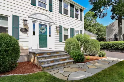 103 Laurelwood Dr, North Attleboro, MA 02760 - Photo 2
