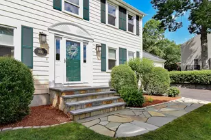 103 Laurelwood Dr, North Attleboro, MA 02760 - Photo 2