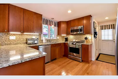 103 Laurelwood Dr, North Attleboro, MA 02760 - Photo 8