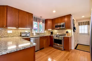 103 Laurelwood Dr, North Attleboro, MA 02760 - Photo 8