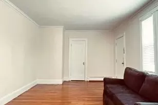 7 Greycliff Rd, Boston, MA 02135 - Photo 6