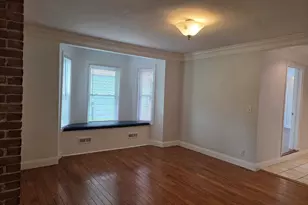 18-26 Bowen St, Newton, MA 02459 - Photo 2