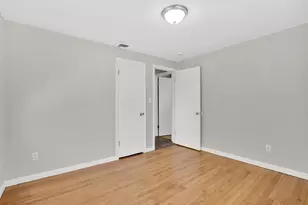 85 Bircham St, Springfield, MA 01104 - Photo 18