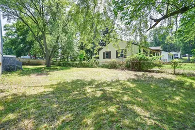 85 Bircham St, Springfield, MA 01104 - Photo 8