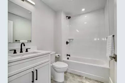 62 Foundry St #416, Wakefield, MA 01880 - Photo 20