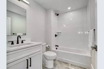 62 Foundry St #416, Wakefield, MA 01880 - Photo 20
