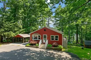 20 Iroquois Ave, Hubbardston, MA 01452 - Photo 2