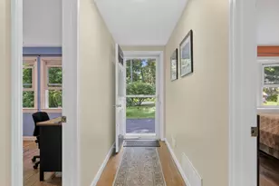 20 Iroquois Ave, Hubbardston, MA 01452 - Photo 14