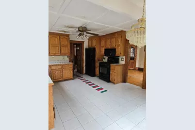 38 Germain Ave, Haverhill, MA 01835 - Photo 8