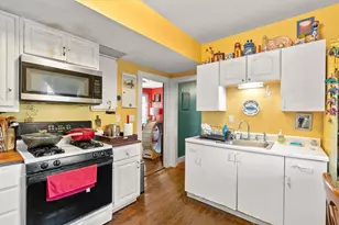 9 Blanvon Rd, Boston, MA 02130 - Photo 18