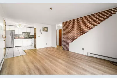 141 Pierce St #12, Malden, MA 01850 - Photo 6