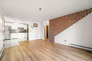 141 Pierce St, Malden, MA 01850 - Photo 6
