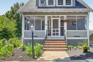 34 Greenwood Ave, Wakefield, MA 01880 - Photo 2