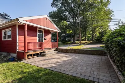 17 Scott Ave, Burlington, MA 01803 - Photo 34