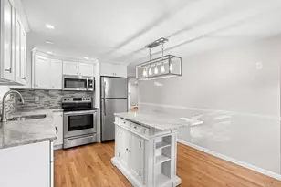 17 Scott Ave, Burlington, MA 01803 - Photo 8