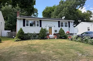 39 Central St, Brockton, MA 02301 - Photo 16
