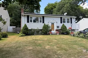 39 Central St, Brockton, MA 02301 - Photo 2