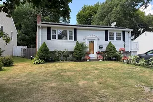 39 Central St, Brockton, MA 02301 - Photo 2