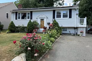 39 Central St, Brockton, MA 02301 - Photo 2