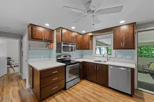 28 Greybert Ln, Worcester, MA 01602 - Photo 14