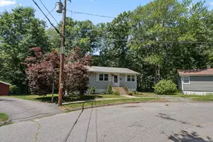 28 Greybert Ln, Worcester, MA 01602 - Photo 6