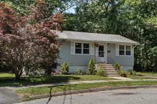 28 Greybert Ln, Worcester, MA 01602 - Photo 1