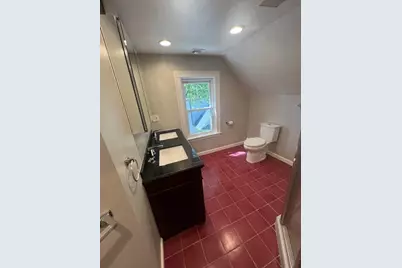 4 Porter Circle #2, Cambridge, MA 02140 - Photo 18