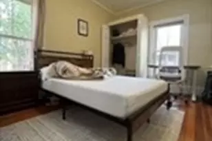 4 Porter Cir, Cambridge, MA 02140 - Photo 10