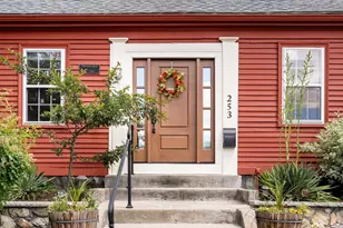 253 High St, Medford, MA 02155 - Photo 2