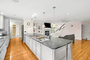 140 High St, Dunstable, MA 01827 - Photo 12
