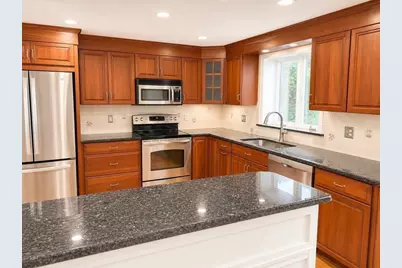 22 Harvest Ln, Hingham, MA 02043 - Photo 6