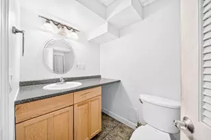 35 Brentwood Rd, Woburn, MA 01801 - Photo 36