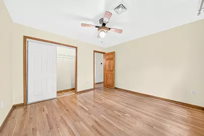 35 Brentwood Rd, Woburn, MA 01801 - Photo 30