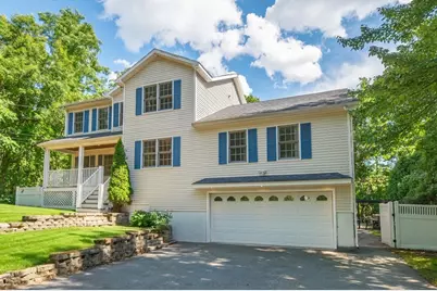 35 Brentwood Rd, Woburn, MA 01801 - Photo 2