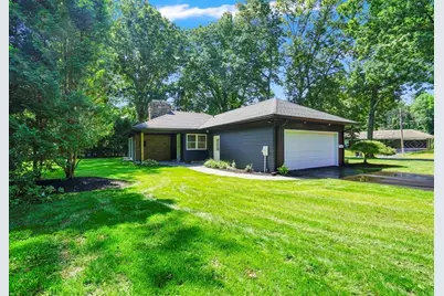 127 Magnolia Cir, Longmeadow, MA 01106 - Photo 8