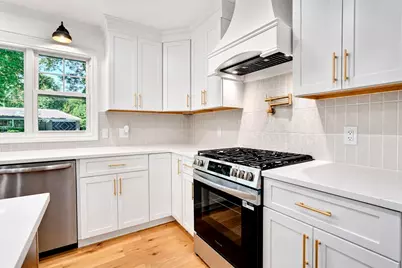 127 Magnolia Cir, Longmeadow, MA 01106 - Photo 14
