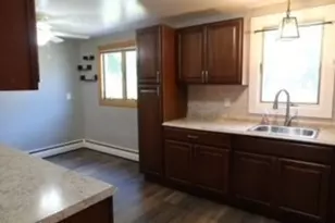 4 Thurston St, Foxboro, MA 02035 - Photo 14