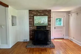 11 Blain St, Acushnet, MA 02743 - Photo 8