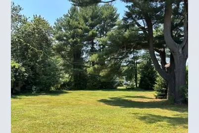 11 Blain St, Acushnet, MA 02743 - Photo 4