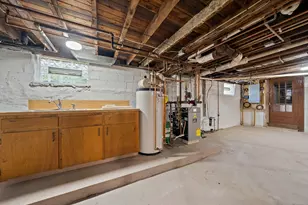 347 Plain St, Braintree, MA 02184 - Photo 30