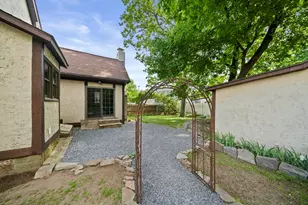 347 Plain St, Braintree, MA 02184 - Photo 32