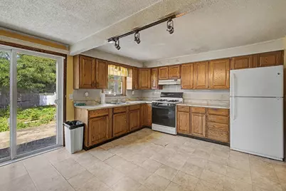 16 Berger Street, Chicopee, MA 01020 - Photo 16