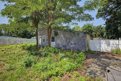 16 Berger Street, Chicopee, MA 01020 - Photo 36
